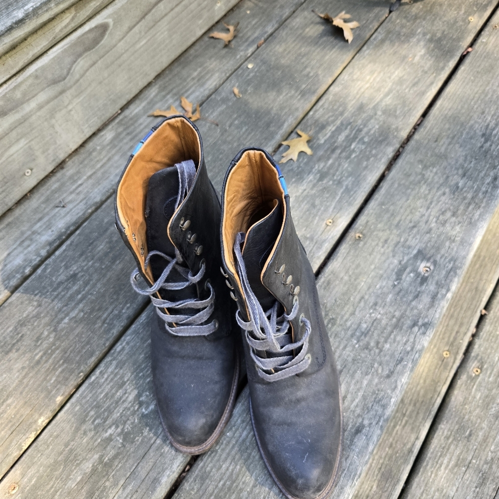 Fluevog NUNI Women's Charcoal Leather BOOTS (Size 10)